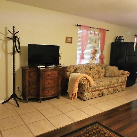 Apartamento Charming Downstairs Unit Oakhurst Exterior foto