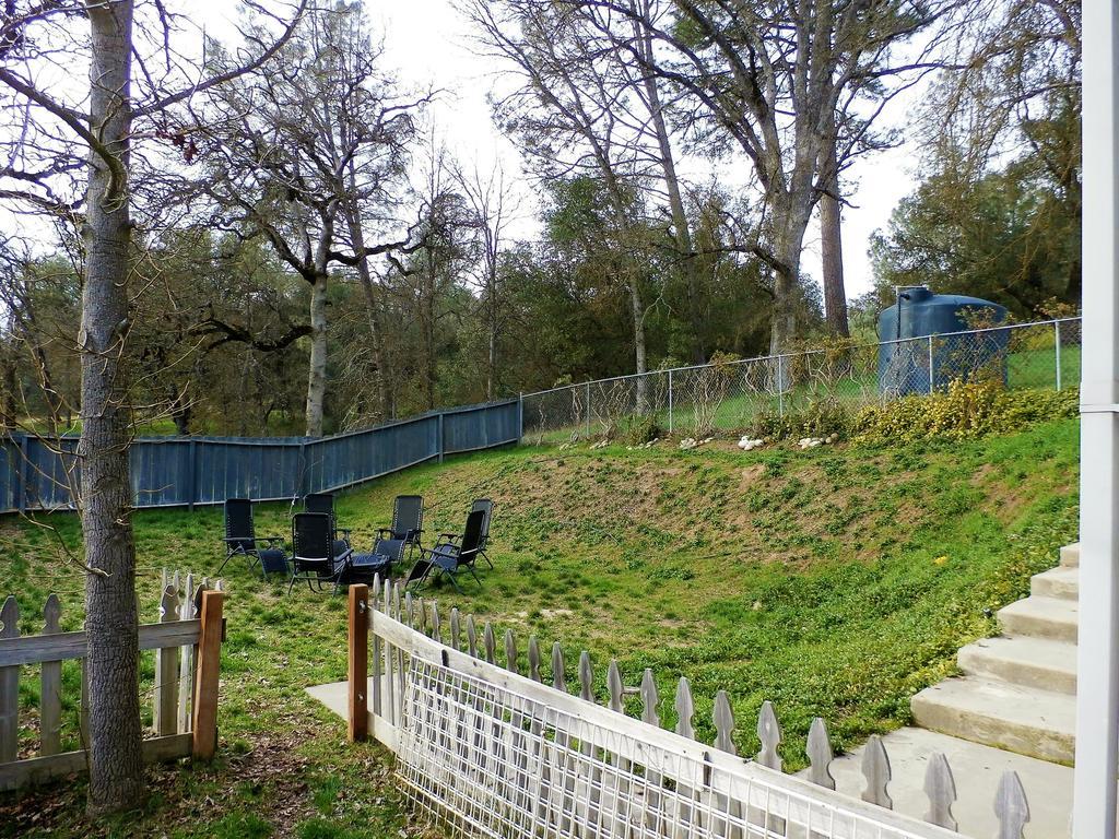 Apartamento Charming Downstairs Unit Oakhurst Exterior foto